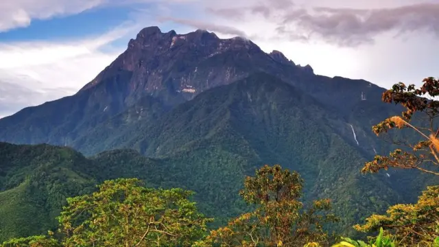 جبل كينابالو