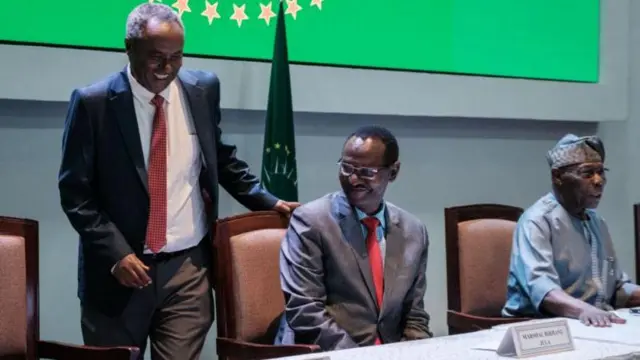 ጀነራል ታደሰ ወረደ [ጸጋም] ፊልድ ማርሻል ብርሃኑ ጁላ [የማን]