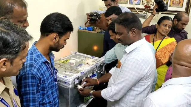 தேர்தல் பண பறிமுதல்