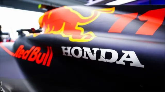 F1 アストンマーティン 実車 ボディ パーツ 本物 アロンソ HONDAホンダ フェルナンド・アロンソ、ニューウェイ手掛けた“公道F1