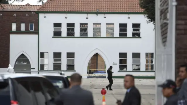 Patlama Bogota'nın güneyinde bir polis akademisi önünde meydana geldi.