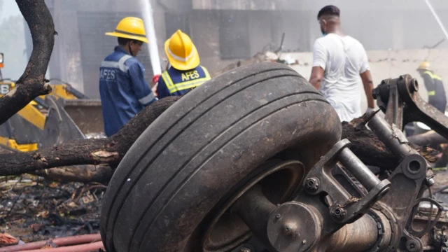 अहमदाबाद प्लेन क्रैश