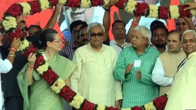 కాంగ్రెస్‌తో సంబంధాలు నెరపుతున్న నితీశ్, లాలూ లాంటి వారు కేసీఆర్‌తో కలిసి వస్తారా?