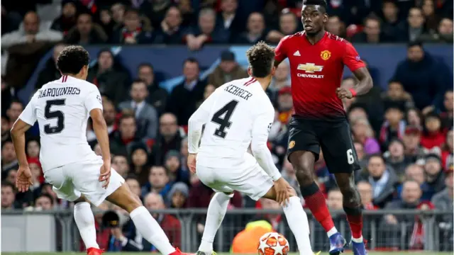 Agbabọọlu PSG meji koju Paul Pogba, agbaọọlu Man United