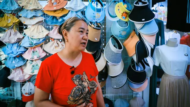 “Эдельвейс” базары Ак-Буура суусуна жакын жайгашкан 