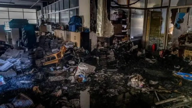 द डेली स्टार वृत्तपत्राच्या कार्यालयावर 19 डिसेंबरला हल्ला करण्यात आला. 