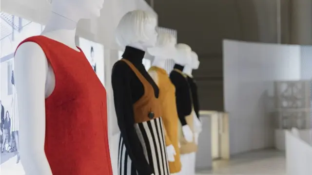 платья, фото с выставки