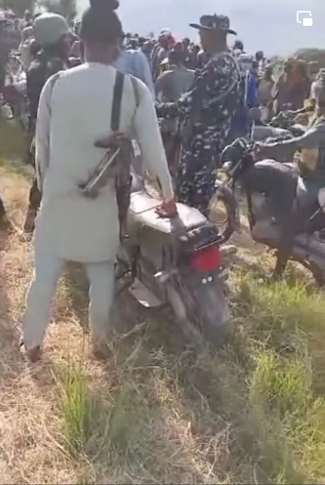 Screenshot from di video