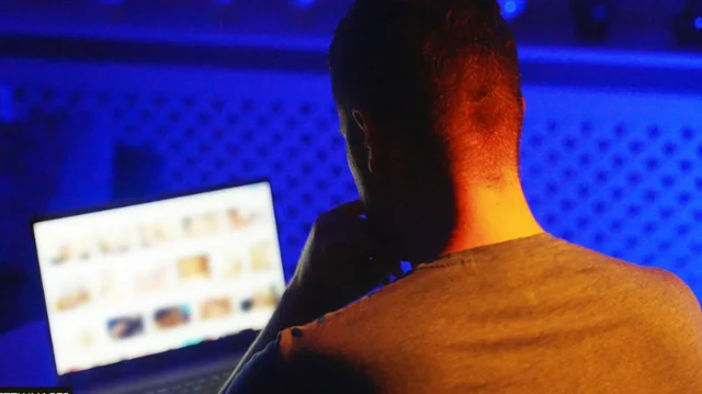 পর্যালোচনা নিয়ে নিজেদের শঙ্কা জানাচ্ছে অ্যাডাল্ট ইন্ডাস্ট্রি