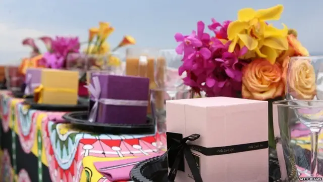 ભેટસોગાદની તસવીર