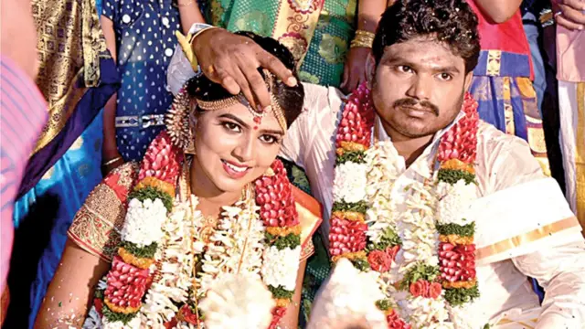 தஞ்சாவூர்: உதவி ஆட்சியர் வாங்கிய வித்தியாச வரதட்சணை - விரிவான தகவல்கள்