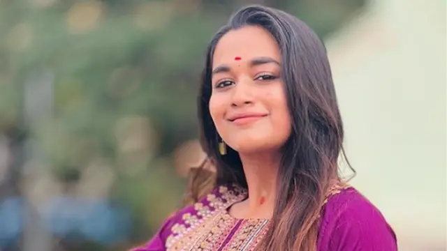 காவ்யா அறிவுமணி