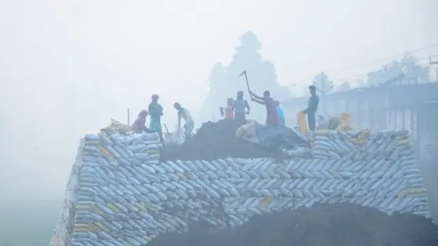 सैंड माइनिंग