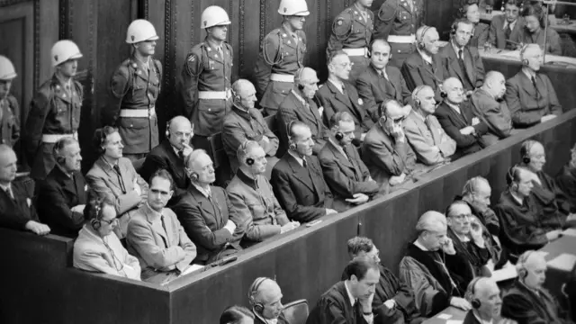 ဒုတိယကမ္ဘာစစ်အပြီး နာဇီတွေကို အရေးယူခဲ့တဲ့ နုရင်ဘတ်ခုံရုံး