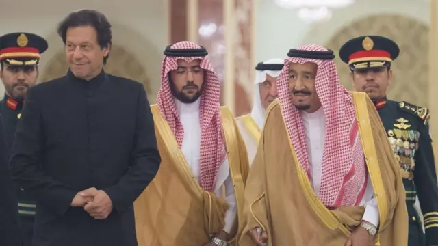 செளதி மன்னருடன் பாகிஸ்தான் பிரதமர் இம்ரான்கான்