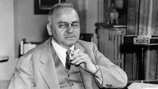 Dr Alfred Adler