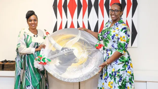 Angeline Ndayishimiye na Jeannette Kagame