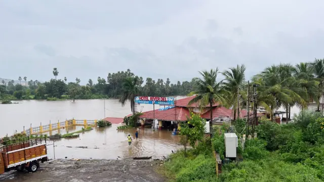 સરદારસરોવર ડેમ