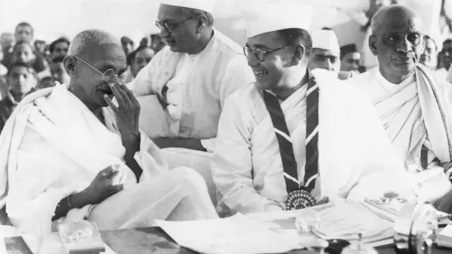 சுபாஷ் சந்திர போஸ், சர்தார் வல்லபாய் படேல், காங்கிரஸ் சுதந்திரப் போராட்டம், போஸ், படேல், நேரு, காந்தி