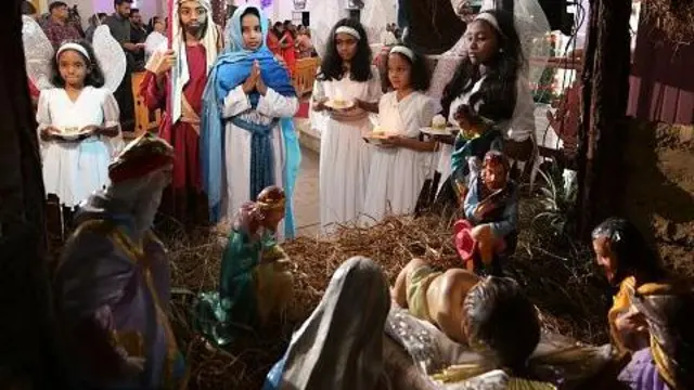 ශ්‍රී ලංකාවේ ක්‍රියාත්මක ක්‍රිස්තු සභාවන් අතරින් The Centre Church නමැති සභාව කිතු උපත දෙසැම්බරයේ සිදුවූ බව නොපිළිගන්නා සභාවකි.