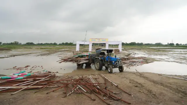 உத்தர பிரதேசம் ஹாத்ரஸ் கூட்ட நெரிசல்