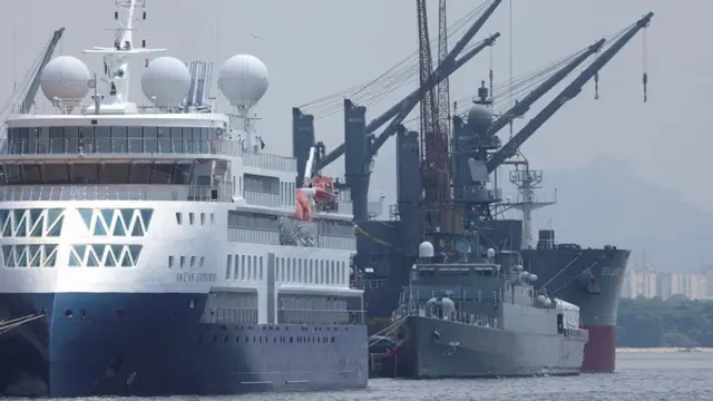 Kapal perang Iran, Iris Dena,