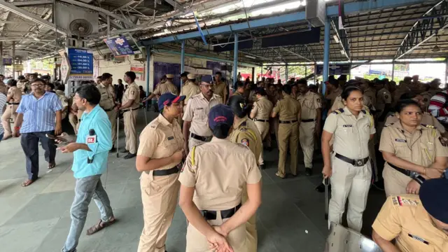 रेल्वे स्थानक