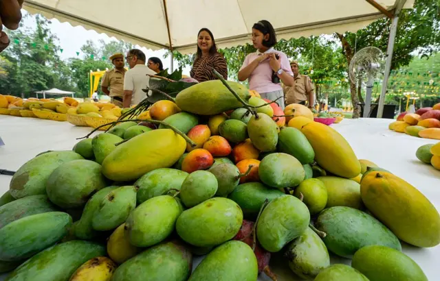 બીબીસી ગુજરાતી ભારત મેંગો કેરી ઉત્પાદન ખેતી ખેડૂત ક્લાઇમેટ ચેન્જ