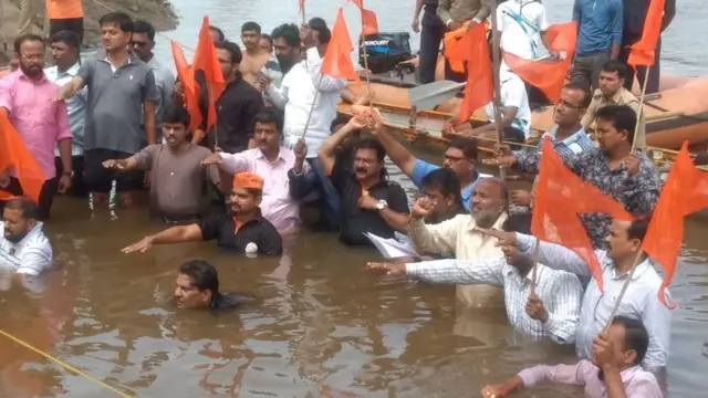 மஹாராஷ்ட்ராவில் நடக்கும் போராட்டத்தில் ஓங்கி ஒலிக்கும் ‘ஜெயலலிதா’ பெயர். ஏன்? எதனால்?