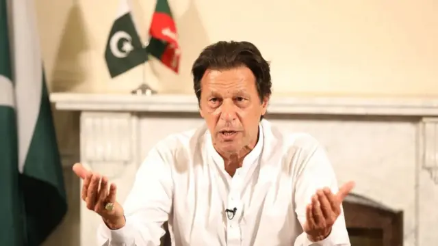 عمران خان، رهبر حزب تحریک انصاف