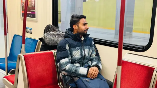 கனடாவில் "மிக மோசமான" சூழலில் இந்திய மாணவர்கள்