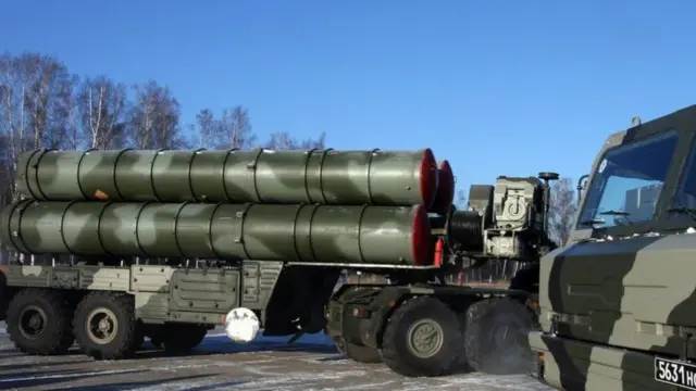 ભારતે રશિયા પાસેથી એસ-400 સિસ્ટમ ખરીદ્યા પછી અમેરિકાનાં નિયંત્રણોનો સામનો કરવો પડી શકે છે