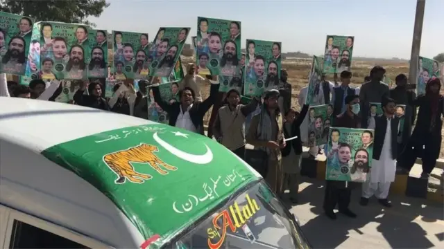 ইমরান খানের বিরুদ্ধে নওয়াজ শরীফের সমর্থকদের একটি বিক্ষোভ - ফাইল ছবি (নভেম্বর ২০২০)