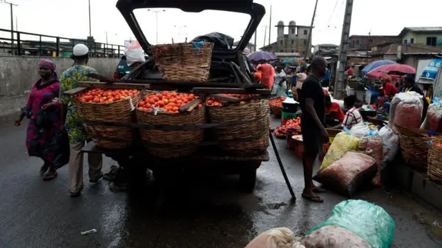 Ndị na-azụ ahịa tomato