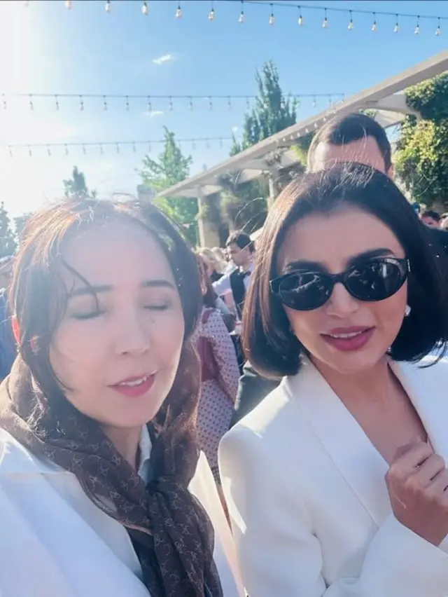 Uy qurilishi jinsiy aloqa video missionerlik pozitsiyasi Xxx bachadon