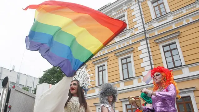 Прайд-марш в Киеве (фото 2018 года)