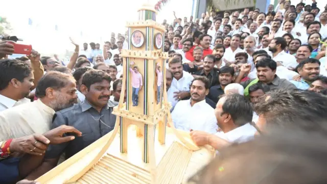 వైఎస్ జగన్, పాదయాత్ర