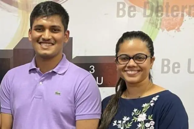 प्रशिक्षक स्नेहल यांच्यासोबत रुद्रांक्ष