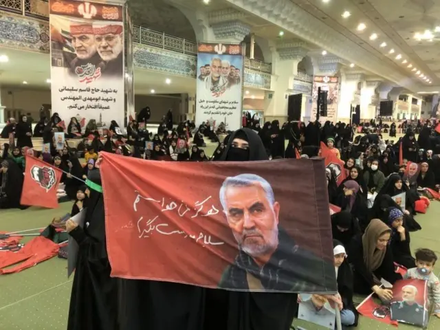 Irán