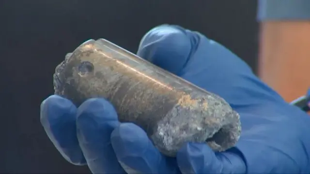 国際宇宙ステーションの「宇宙ごみ」金属片、米民家を直撃 - BBCニュース