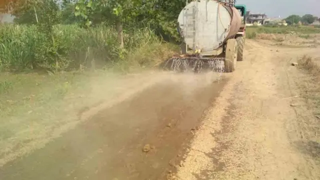 రోడ్డు నిర్మాణం