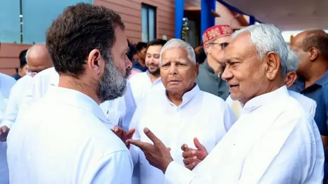 राहुल गांधी, नितीश कुमार