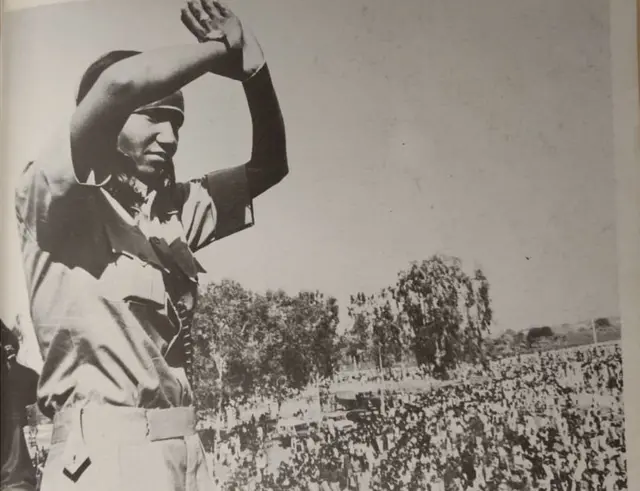 1980च्या दशकाच्या सुरुवातीला फूलन देवींना चंबळच्या खोऱ्यातील सगळ्यात खतरनाक डाकू मानलं जात असे.