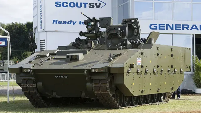 Новая бронированная машина британской армии