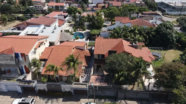 Vista aérea del operativo para intentar detener al uruguayo Sebastián Marset en Santa Cruz, Bolivia, en 2023.