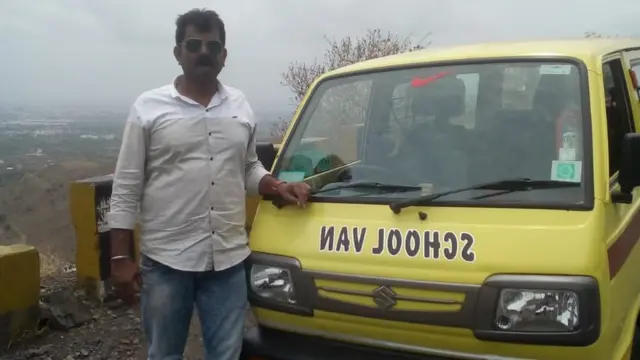 प्रवीण औसेकर