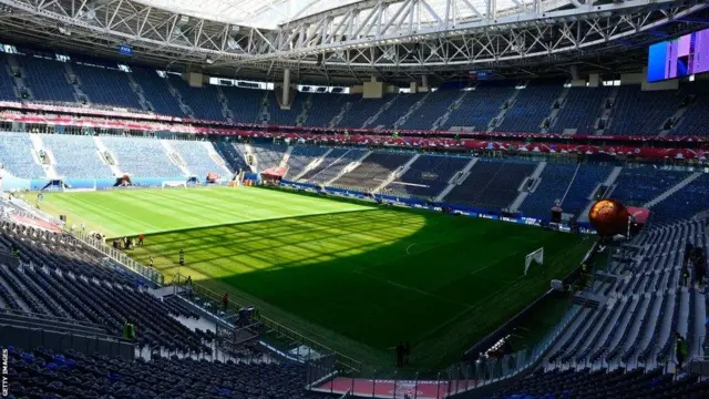 ورزشگاه سن‌پترزبورگ، سن‌پترزبورگ