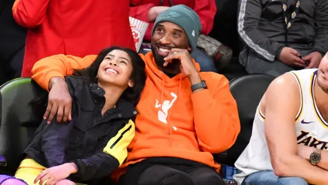 Kobe Bryant junto a su hija Gianna