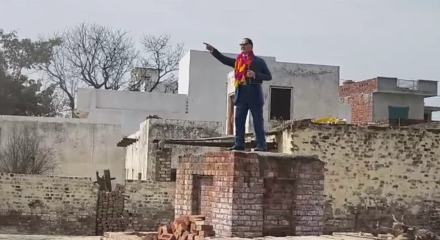 ਅੰਬੇਡਕਰ ਦਾ ਬੁੱਤ