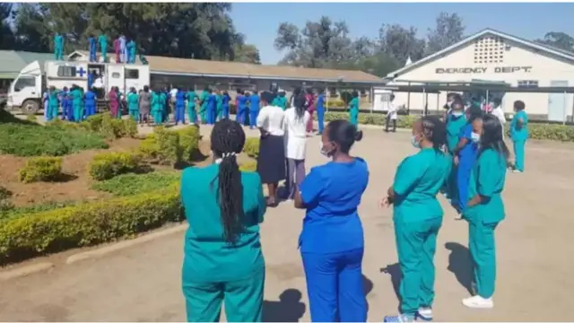 ኣብ መንግስታዊ ሆስፒታል ኬንያ ዝሰርሓ ክልተ ነርስታት